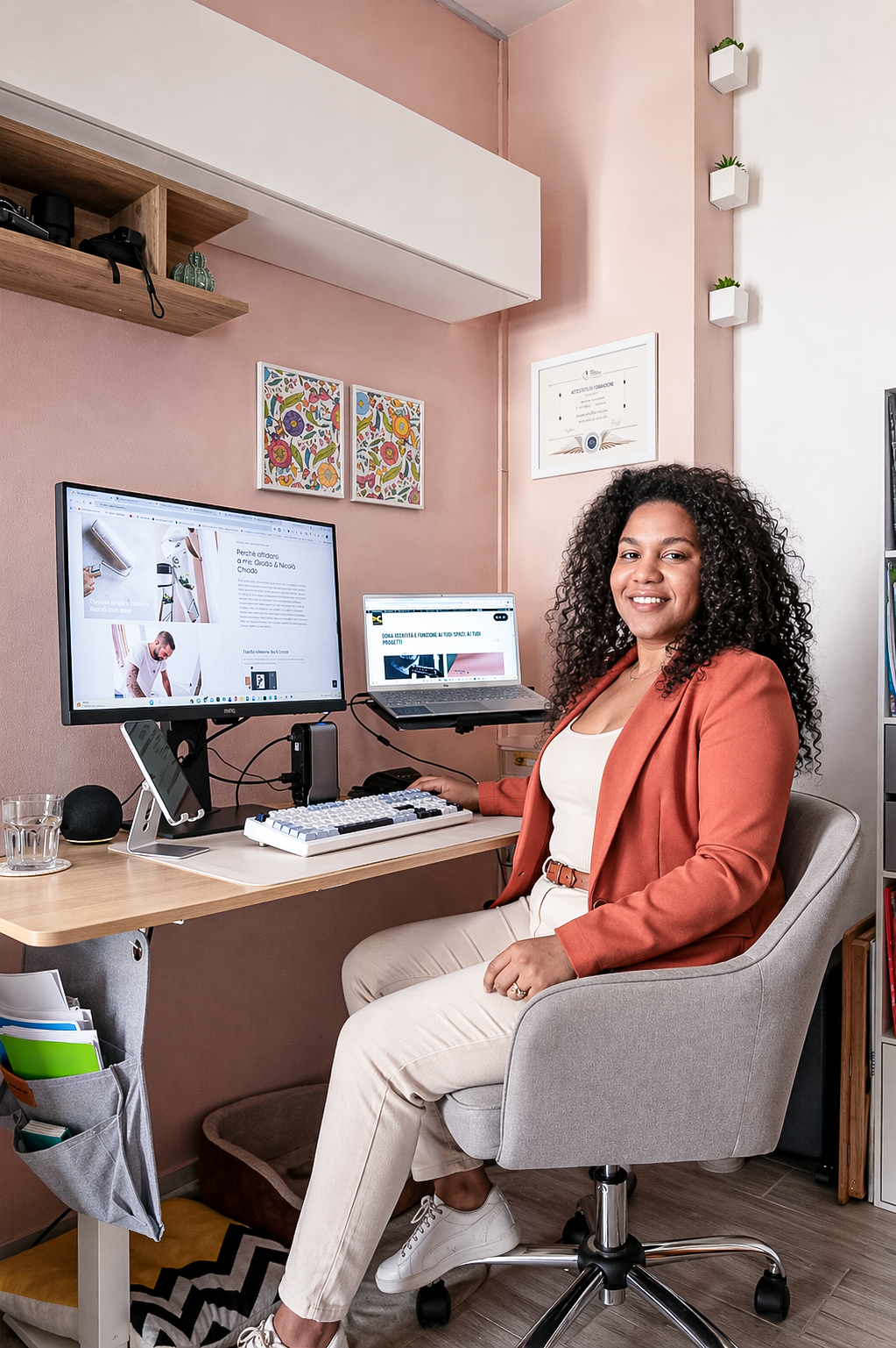 Natalia Canaletti web designer freelance nel suo studio